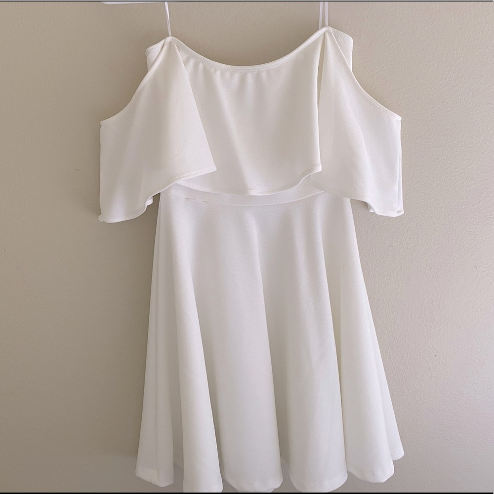 Strapless Off the Shoulder White Cocktail Dress